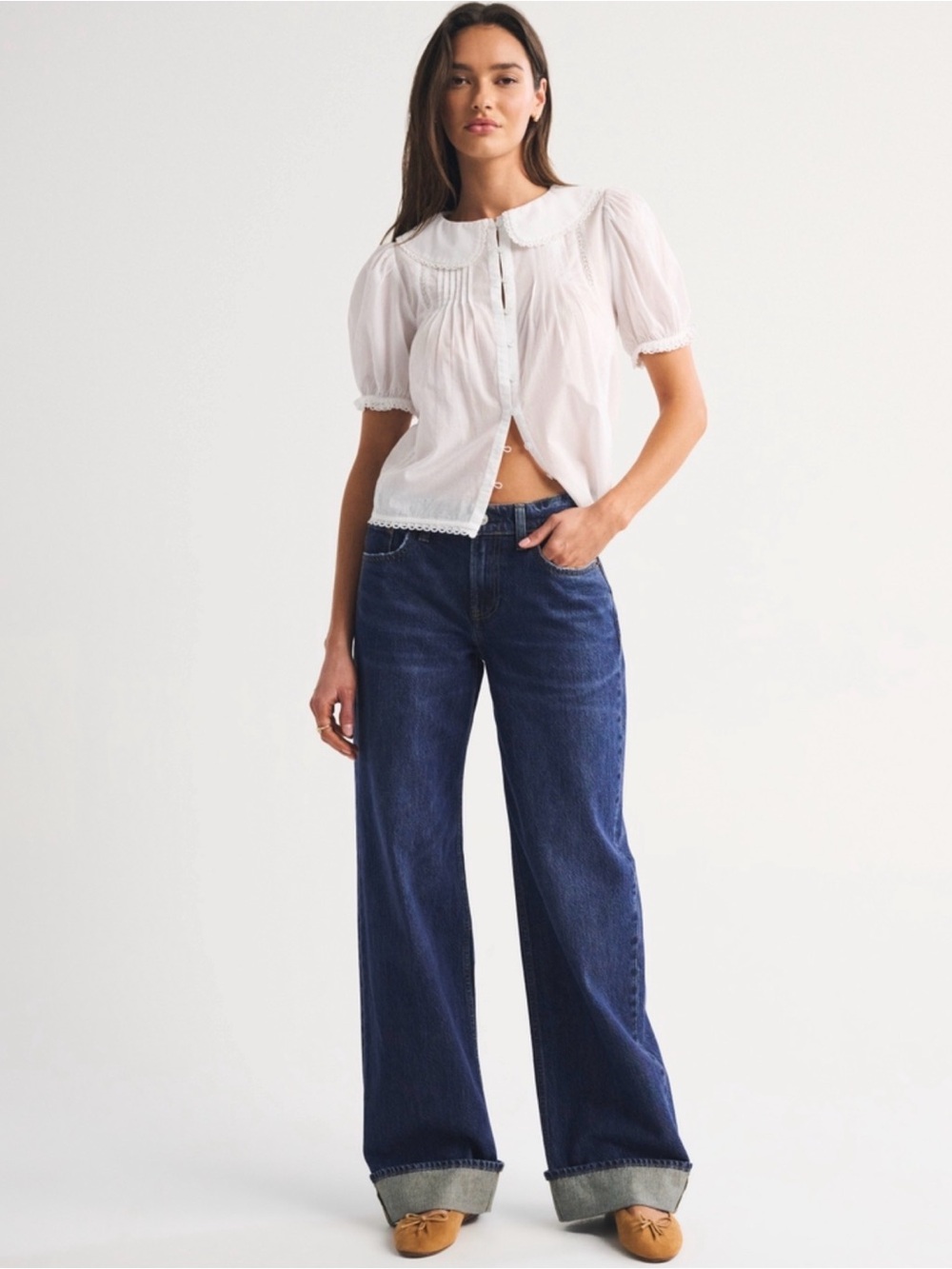 Abercrombie & Fitch Low Rise Ultra Loose Cuffed Hem Jeans Women Size 26 NWOT